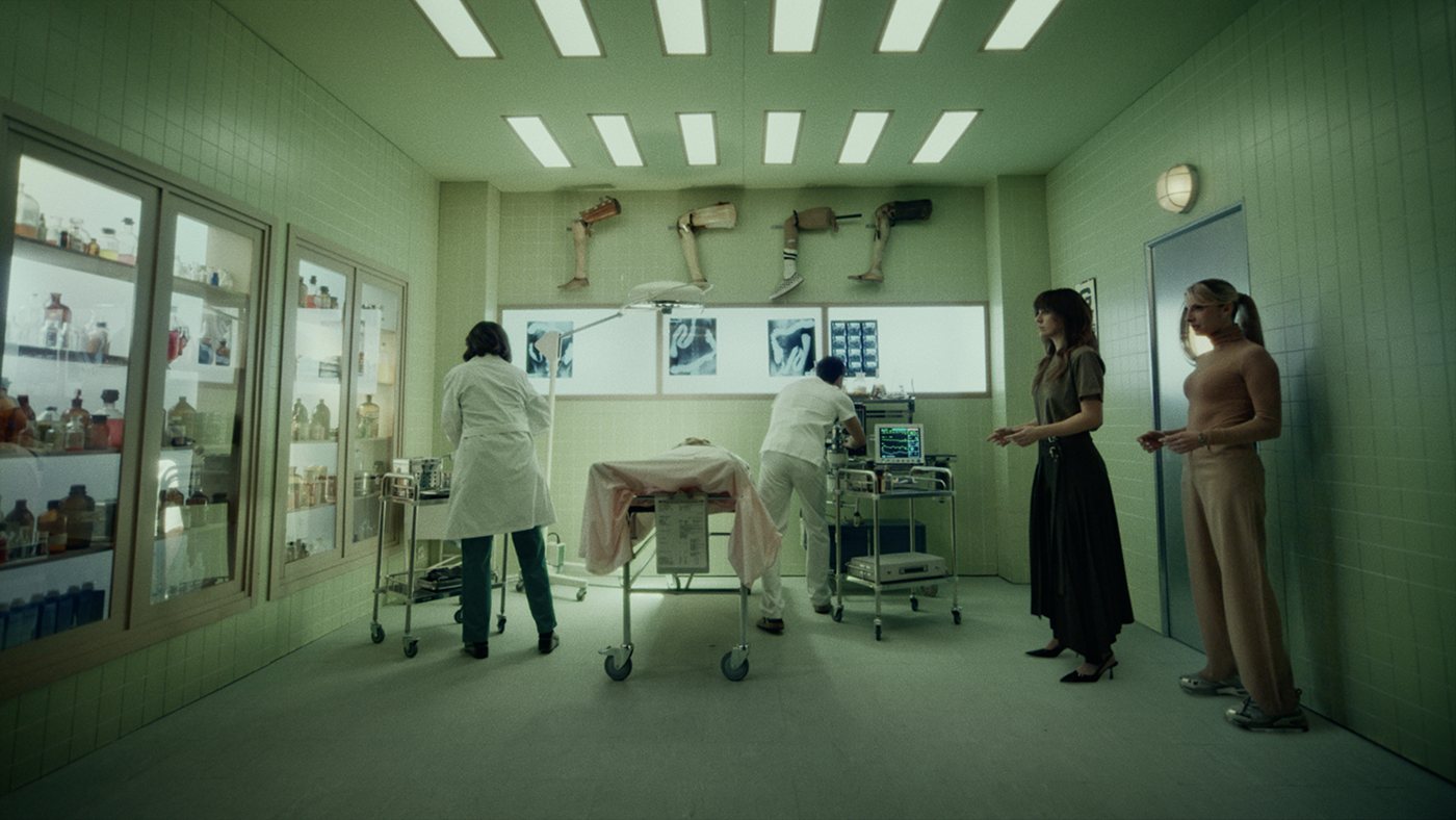 NETFLIX — 15